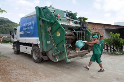 Coleta de lixo em Pontal do Paraná segue cronograma normal