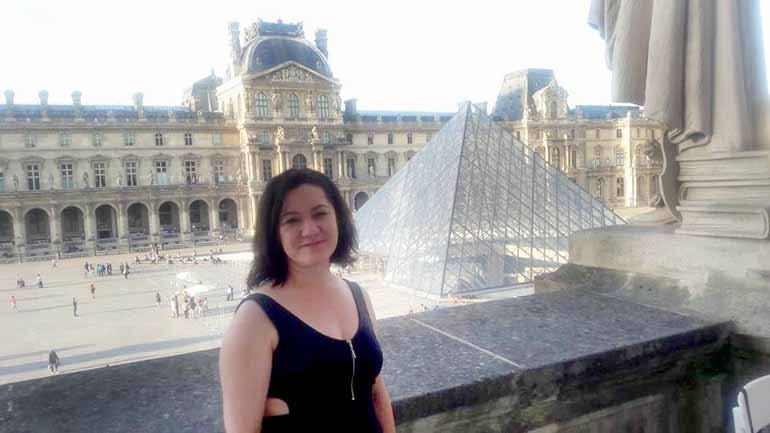 Elvira Fantin: "Parisienses e turistas de todas as partes do mundo estão aparentemente tranquilos"