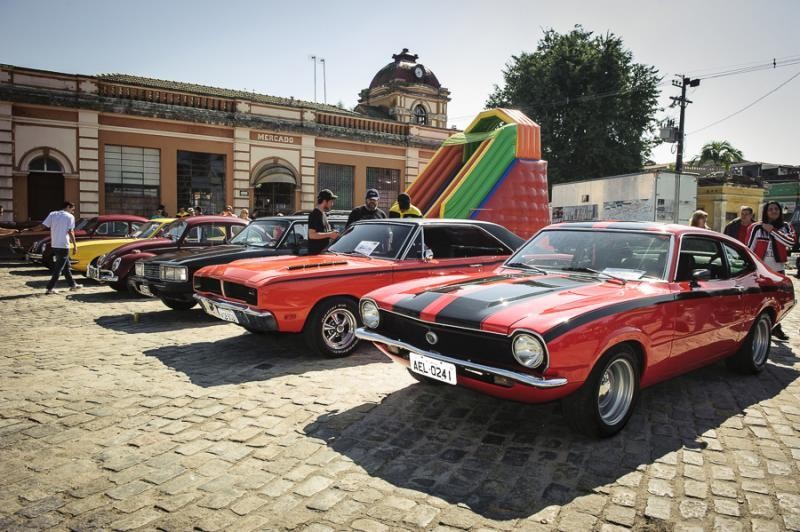 Além da exposição de veículos, encontro terá mercado de pulgas, apresentação de bandas da região e praça de alimentação.