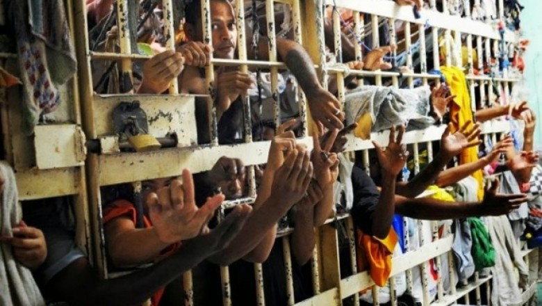 STF decide que Estado é responsável pela morte de presos