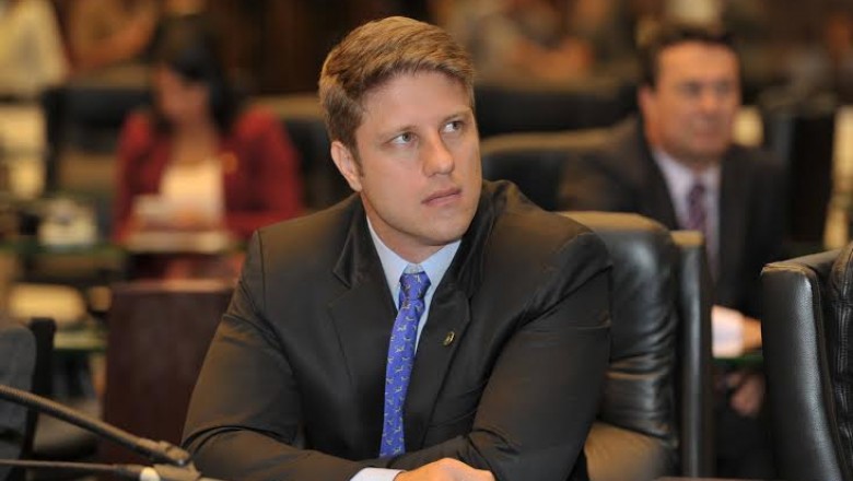 "Curitiba é ineficiente. Quem diz não sou eu", dispara Requião Filho.