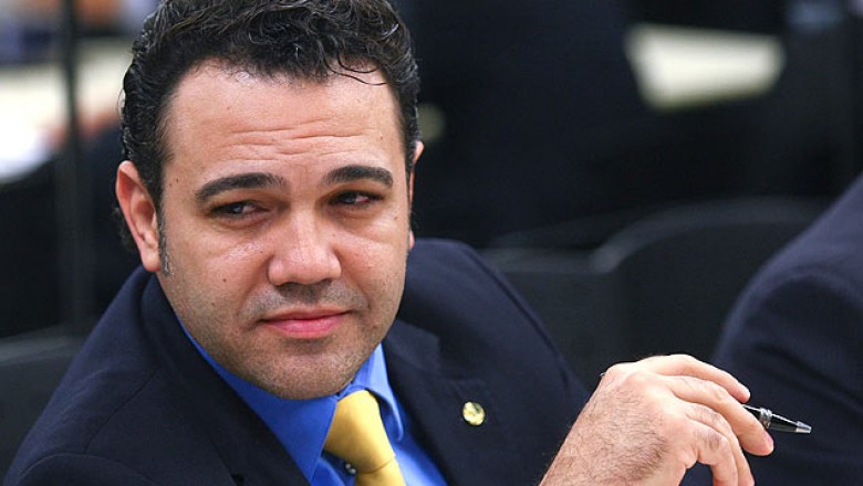 Deputadas pedem abertura de processo contra Marco Feliciano