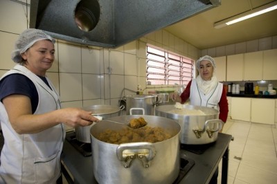 Escolas estaduais começam a receber 80 toneladas de carne bovina