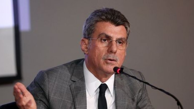 Jucá diz que não tentou obstruir a Lava Jato e que não pretende deixar cargo