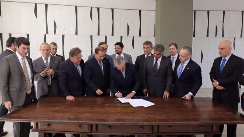 Temer divulga lista oficial de ministros