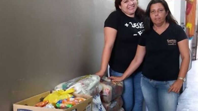 Grupo Defensores de Paranagu&aacute; arrecada 230 quilos de alimentos para as v&iacute;timas das ressacas