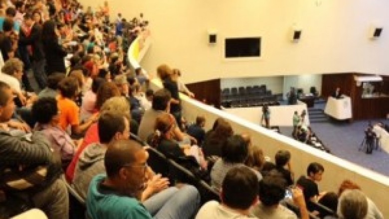 Justiça manda Assembleia suspender votação de emenda que suspende reajuste dos servidores