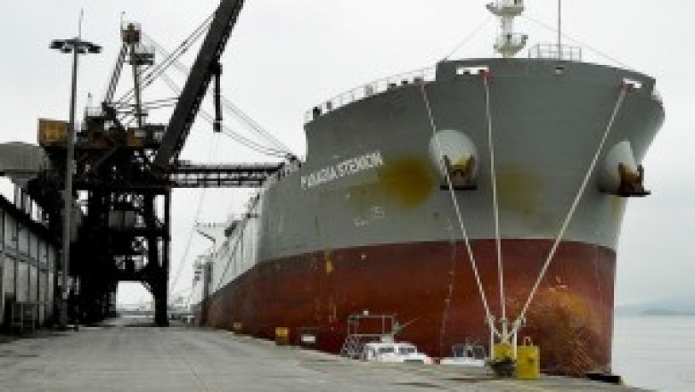 Porto de Paranaguá bate recorde no embarque de açúcar em um único navio