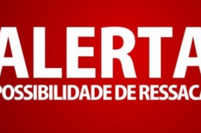 Simepar alerta para possibilidade de nova ressaca nesta tarde em todo o litoral do Paraná