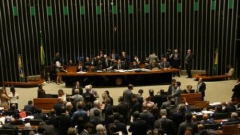 Pacote contra corrup&ccedil;&atilde;o inclui puni&ccedil;&atilde;o a ju&iacute;zes e MP