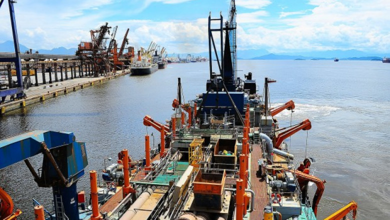 Porto de Paranaguá recebe licença ambiental para dragagem de aprofundamento