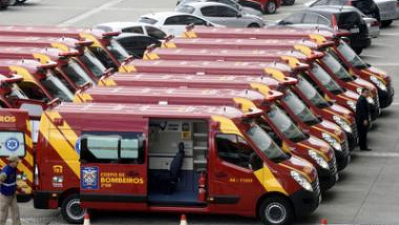 Richa entrega ambulâncias em nove municípios. Paranaguá não estava no lote