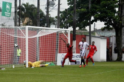 Rio Branco vence de virada o Toledo na Estradinha