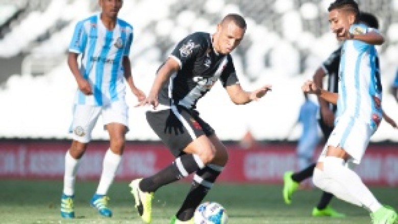 Na estreia de fabuloso, vasco empata com o Maca&eacute; e a press&atilde;o em cima do Cristov&atilde;o aumenta