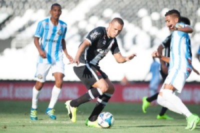 Na estreia de fabuloso, vasco empata com o Macaé e a pressão em cima do Cristovão aumenta