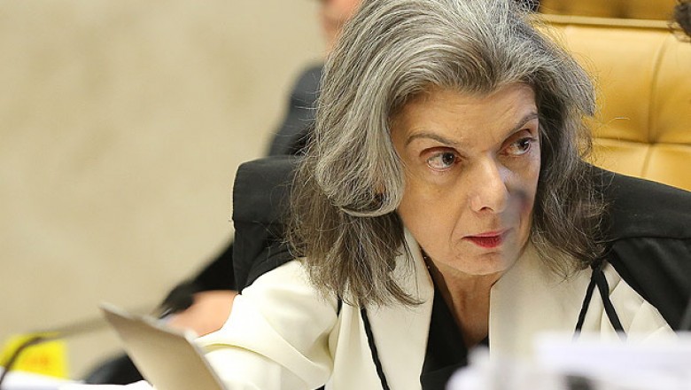Cármen Lúcia vai renunciar à presidência do Supremo