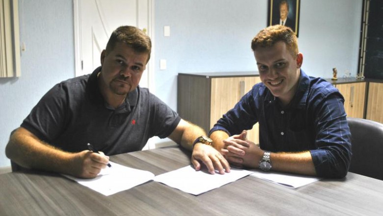 Marcelo Roque assina convênio com a Fomento Paraná para fortalecer renda dos microempreendedores locais