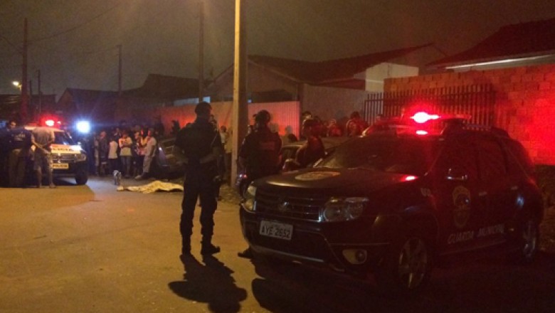 Atiradores abrem fogo contra grupo de crianças e matam adolescente de 15 anos; outro de 13 ficou ferido