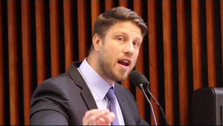 Dep. Requião Filho denuncia perseguição ao Sindicato dos Amarradores em Paranaguá