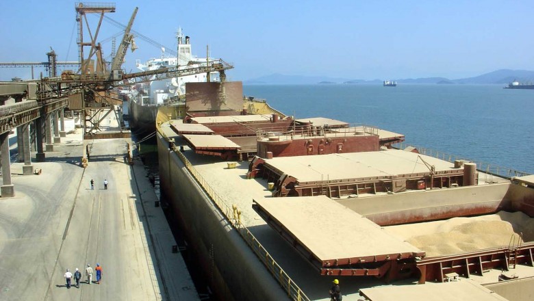 Porto de Paranaguá bate recorde de movimentação pelo sexto ano consecutivo