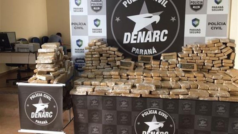 430 kg de maconha são apreendidos em fundo falso de caminhão