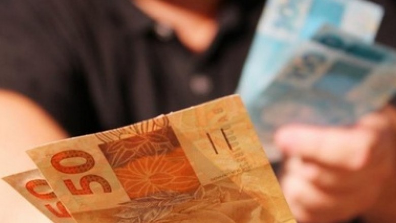 Receita abre consulta a lote de restituição do Imposto de Renda