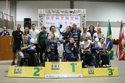 Associação Paralímpica de Paranaguá conquista o 1º lugar geral por equipes em campeonato