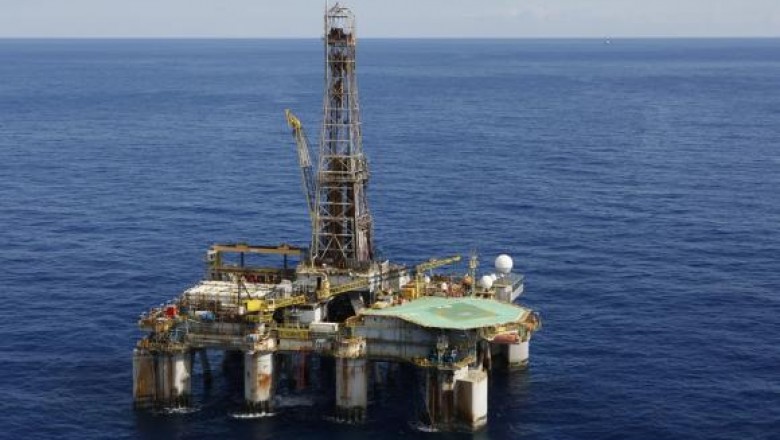 Governo faz leilão para exploração de petróleo em três estados