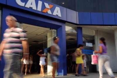 Agências da Caixa abrem neste sábado para saque da conta inativa do FGTS