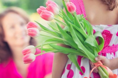 Dia das mães! Celebre, diga a sua mãe o quando ela é importante!