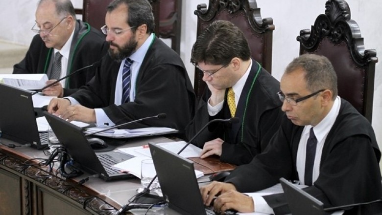 Tribunal de Contas alerta 18 municípios do Paraná por excesso de despesas de pessoal