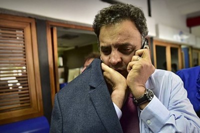 Novos grampos telefônicos afundam Aécio Neves em “mar de lama”