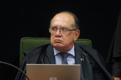 Juristas irão pedir impeachment de Gilmar Mendes por “conduta partidária”