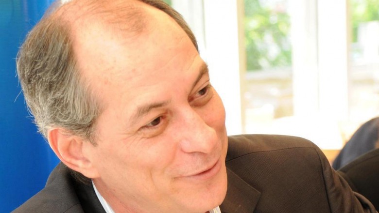 PT volta a falar em Ciro Gomes como candidato do partido à presidência