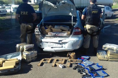 PRF apreende 2.400 munições, oito pistolas e 686 quilos de maconha