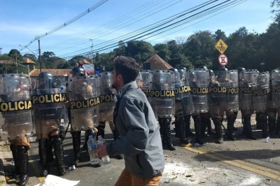 “Foi um sucesso”, avalia Beto Richa sobre confronto na Ópera de Arame