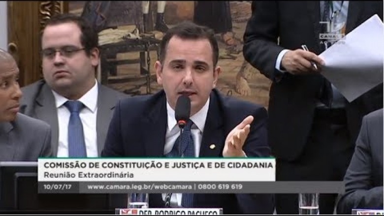 Relator lê parecer de denúncia contra Temer na CCJ da Câmara; acompanhe ao vivo