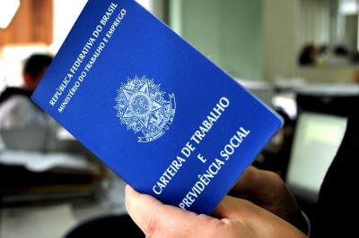 Governo pretende votar reforma trabalhista no Senado hoje (11)