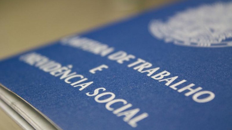 Lei que reforma a CLT é publicada no Diário Oficial da União