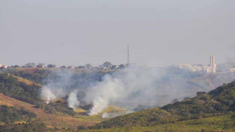Incêndios ambientais triplicam no Paraná