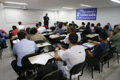 Ministério da Agricultura abre inscrições de concurso com 300 vagas para veterinários