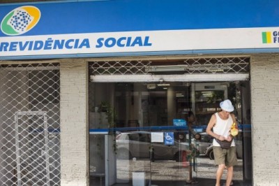 INSS paga a primeira parcela do 13º salário a partir desta sexta-feira