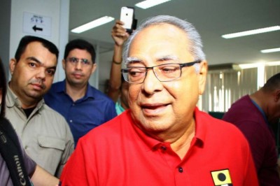Com 91% dos votos, Amazonino está matematicamente eleito governador do Amazonas