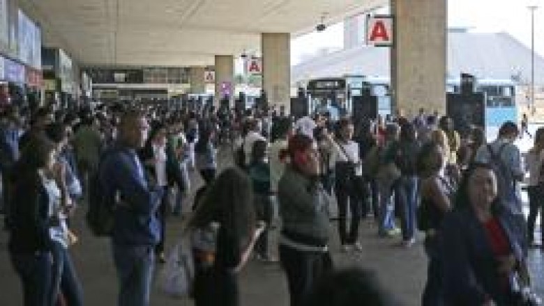 IBGE diz que Brasil já tem mais de 207 milhões de habitantes