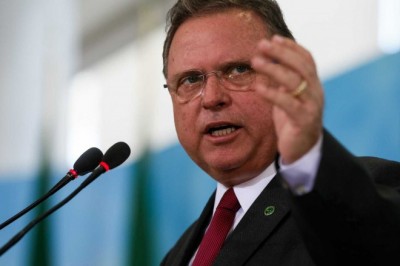 PF faz buscas e apreensão no apartamento do ministro Blairo Maggi