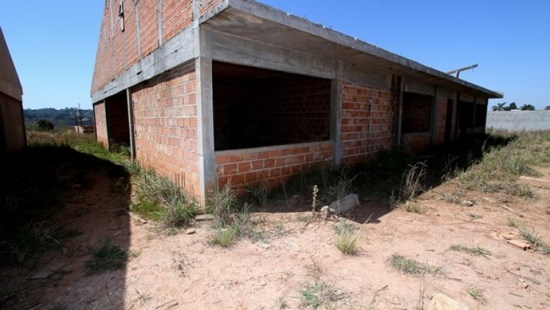 TCE impõe devolução de R$ 3,2 milhões desviados em obras de 2 escolas do Paraná