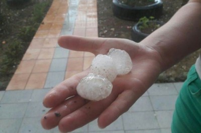 Chuva e muito granizo em Irati (fotos)
