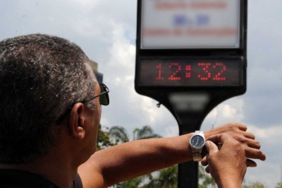 Governo opta pela manutenção do horário de verão em 2017