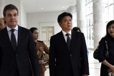 Governador Beto Richa recebe embaixador chinês e destaca potenciais do Paraná