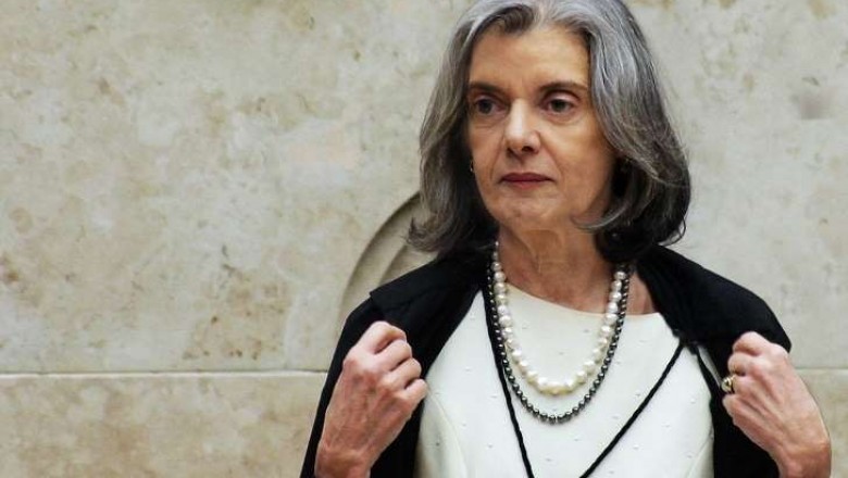 Cármen Lúcia nega pedido de Aécio e recurso permanece com Fachin